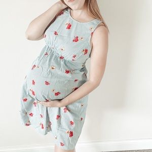 Old Navy Floral Maternity Dress